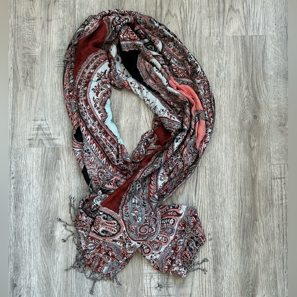 NWT‎ Raj Multicolor Lightweight Scarf